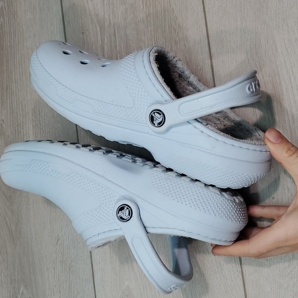 Crocs Women Clogs Classic Fuzz  Insulated lined Mules Outdoor shoes sz 7 - Picture 8 of 13